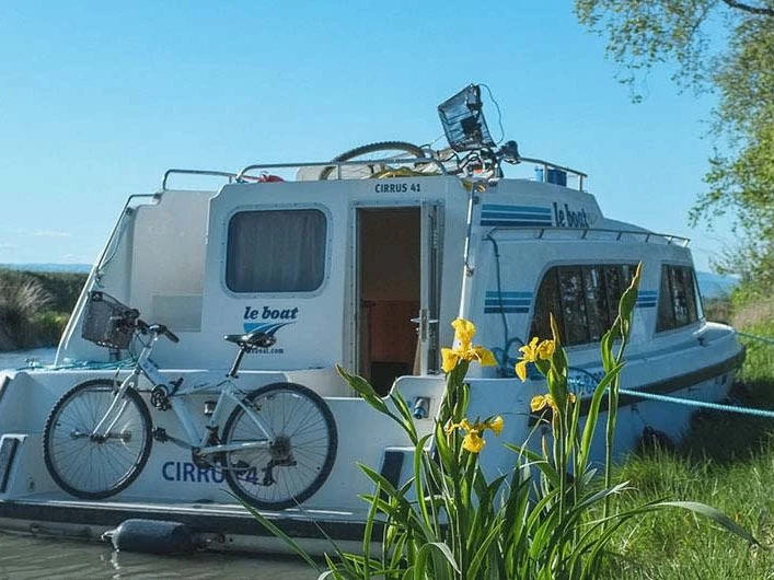 Wynajmij Motorówka z lub bez skippera  w Portiragnes