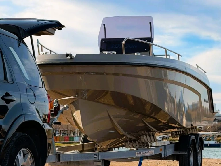 Motorówka do wynajmu w Zakynthos w najlepszej cenie