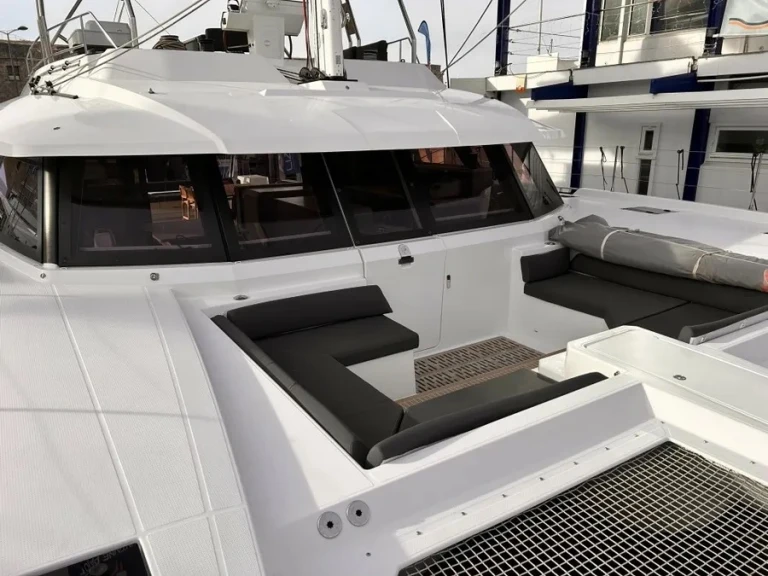 Wynajmij Katamaran z lub bez skippera Fountaine Pajot w Cogolin