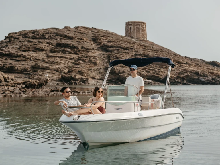 Wynajem Motorówka Sessa Marine z patentem 