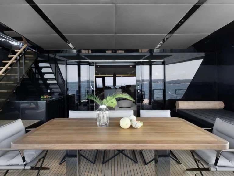 Wynajmij Luksusowy jacht z lub bez skippera Sunreef w Ateny