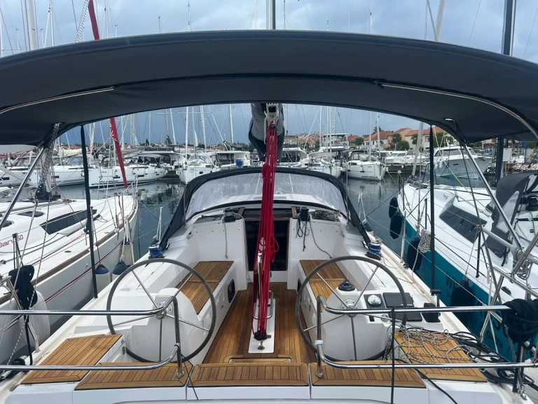 Wynajem w Biograd na Moru- Northman Maxus 35 na SamBoat