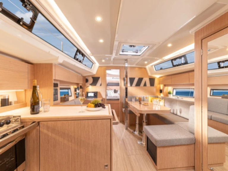 Wynajem łodzi Livorno tanio Bavaria 38 C