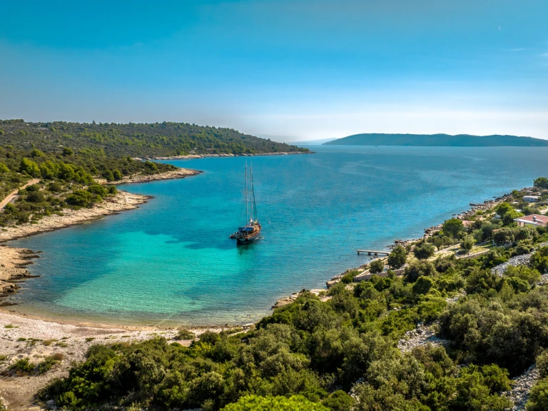 Wynajmij Żaglowiec z lub bez skippera  w Split