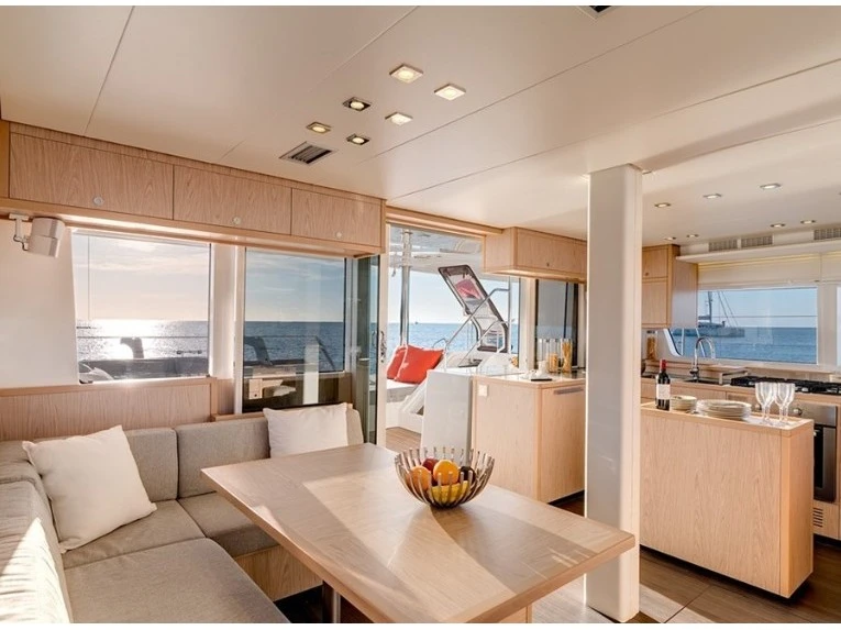 Wynajem łodzi Lagoon Lagoon 52 F w Nea Peramos na SamBoat 