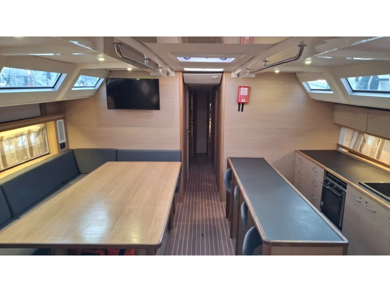 Wynajmij D&D Yacht D&D Kufner 54 Exclusive - 6 cab w Trogir