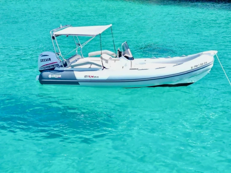 Wynajem łodzi Cala d'Or tanio 640