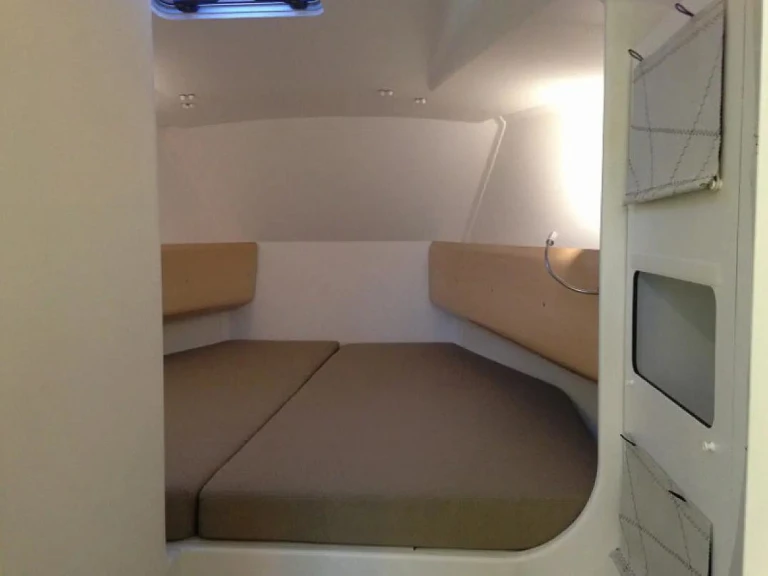 Wynajmij Pogo Structures Pogo 36 w La Rochelle