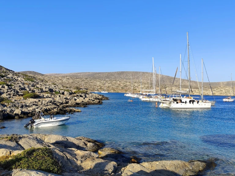 Motorówka do wynajmu w Káto Goúves w najlepszej cenie