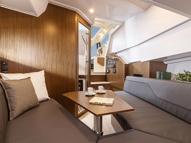 Wynajem łodzi Golfo Aranci tanio Bavaria Vida 33 HT