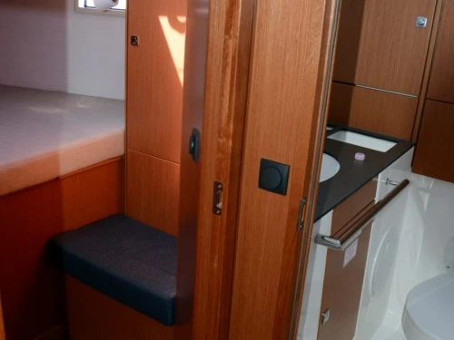 Żaglowiec do wynajmu w Messina w najlepszej cenie