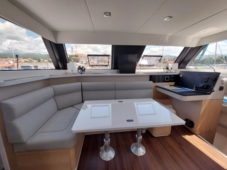 Wynajem łodzi Aventura aventura 34 w Biograd na Moru na SamBoat 