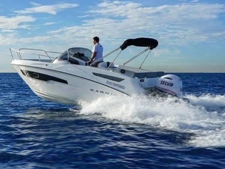 BMA BMA X199 między profesjonalistami a osobami prywatnymi w s'Estanyol de Migjorn