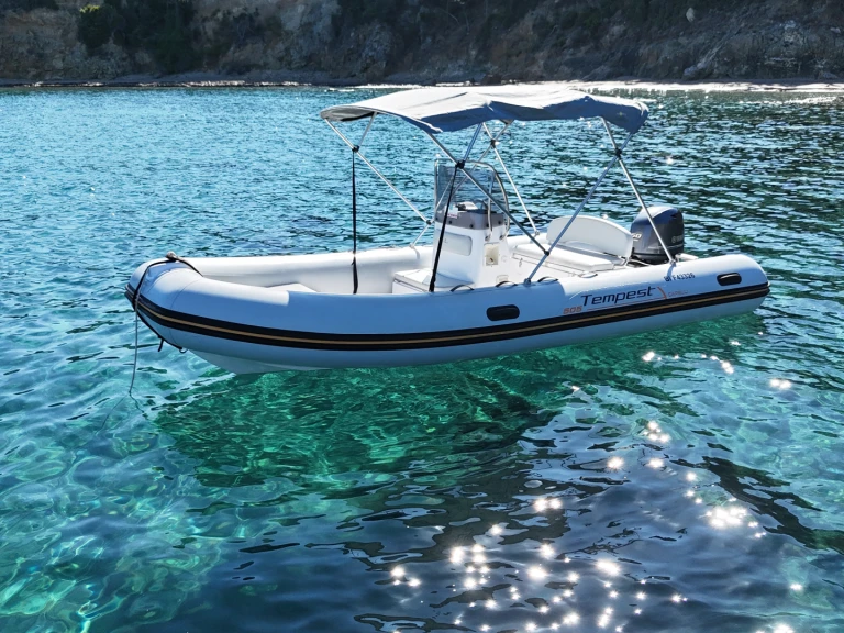 Wynajem łodzi Galéria tanio Tempest 505 Easy