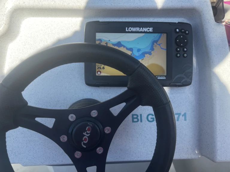 Wynajem Motorówka ROTO z patentem 