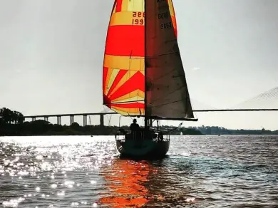 Wynajem Żaglowiec Custom Made z patentem 