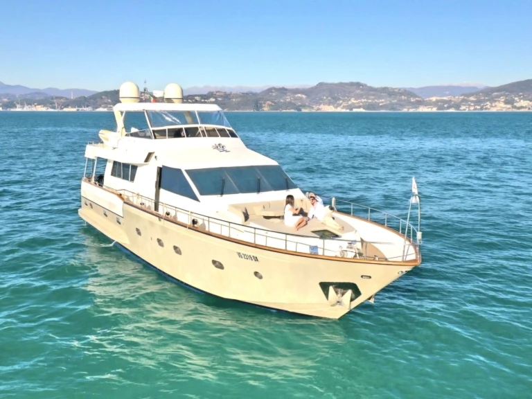 Wynajem w Amalfi Coast- Versilcraft Falcon80 na SamBoat