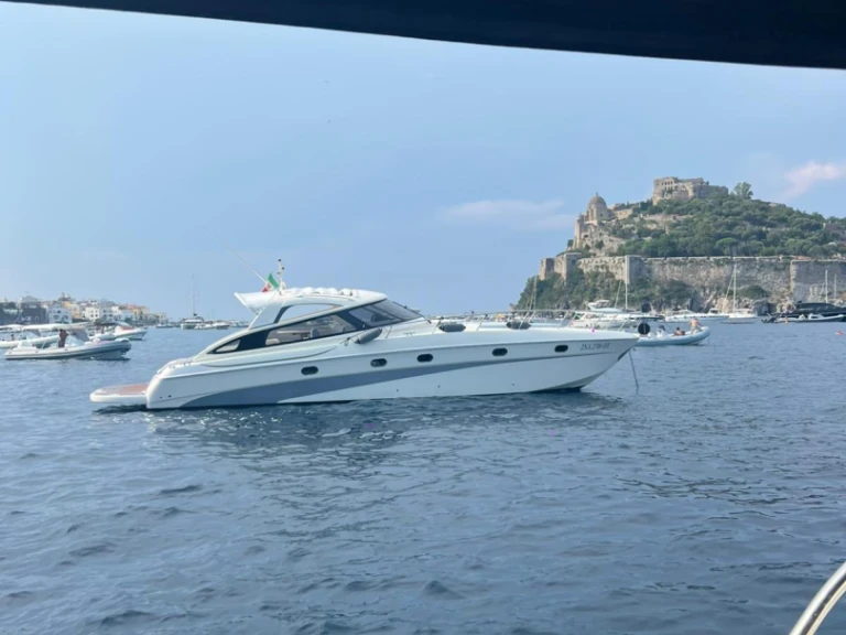 Wynajem Motorówka Baia z patentem 