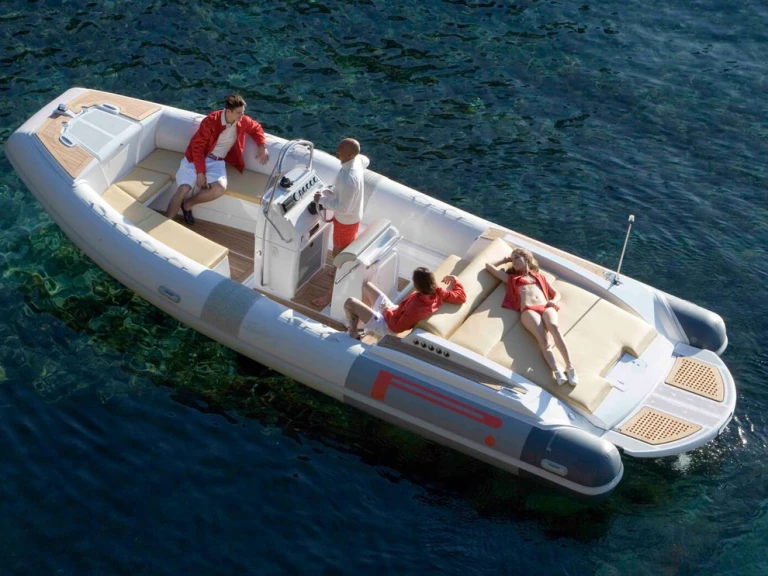 Wynajem łodzi Pirelli 7.70 w Porto Rotondo na SamBoat 