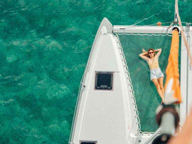 Wynajmij Katamaran z lub bez skippera Bénéteau w Francja