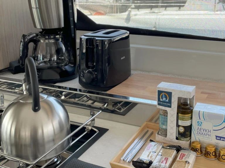 Wynajem łodzi Plataniás tanio Lagoon 46