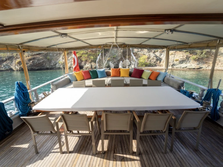 Wynajem łodzi Fethiye tanio Gulet Prenses Lila