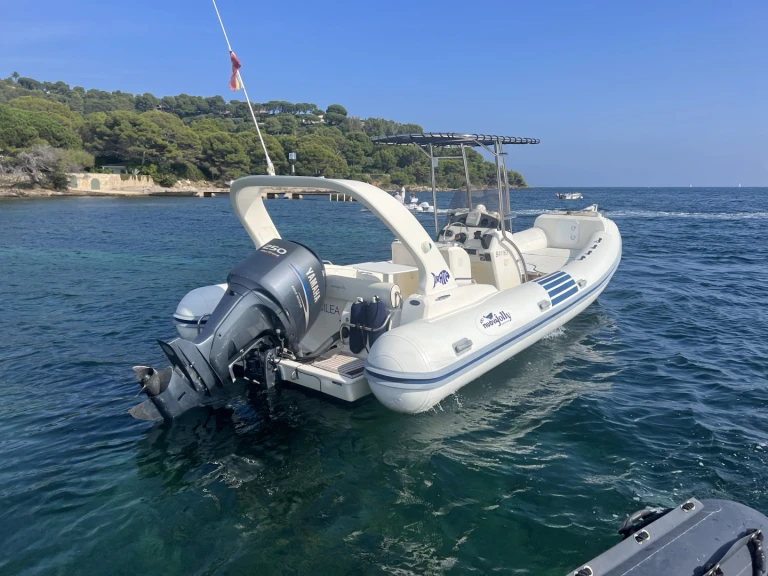 Wynajmij Nuova Jolly King 750 w Saint-Tropez