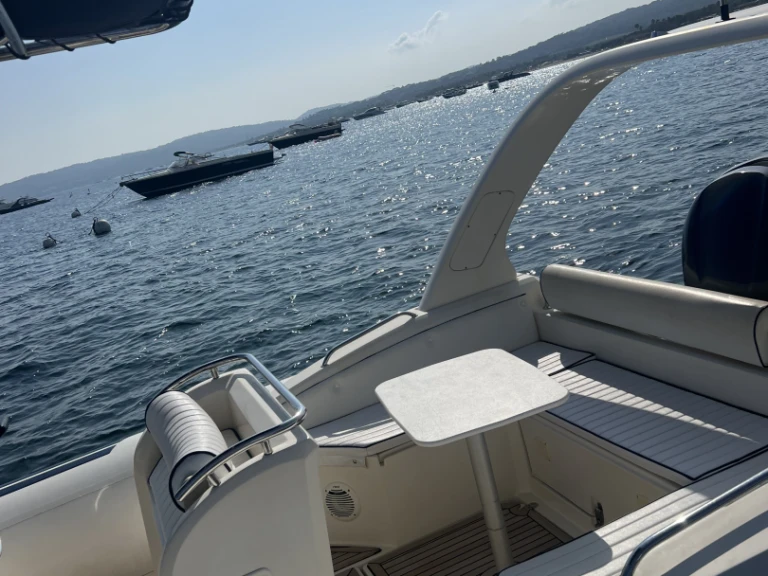 Wynajem łodzi Nuova Jolly King 750 w Saint-Tropez na SamBoat 