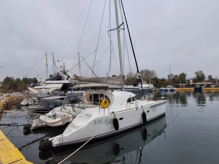 Wynajem łodzi Paros Port tanio 410