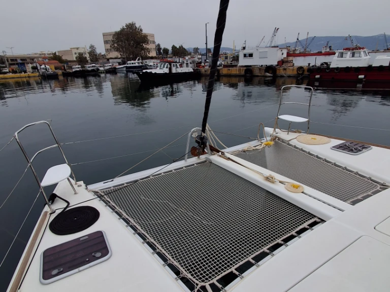 Wynajem łodzi Lagoon 410 w Paros Port na SamBoat 