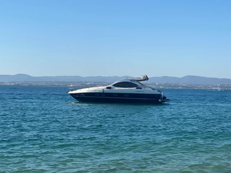 Motorówka do wynajmu w Lizbona w najlepszej cenie