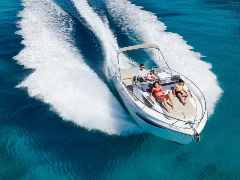 Wynajem łodzi Cranchi Endurance 30 w Marina Botafoch na SamBoat 