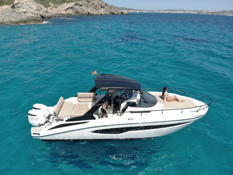 Wynajem łodzi FIM Regina 34 w Marina Botafoch na SamBoat 