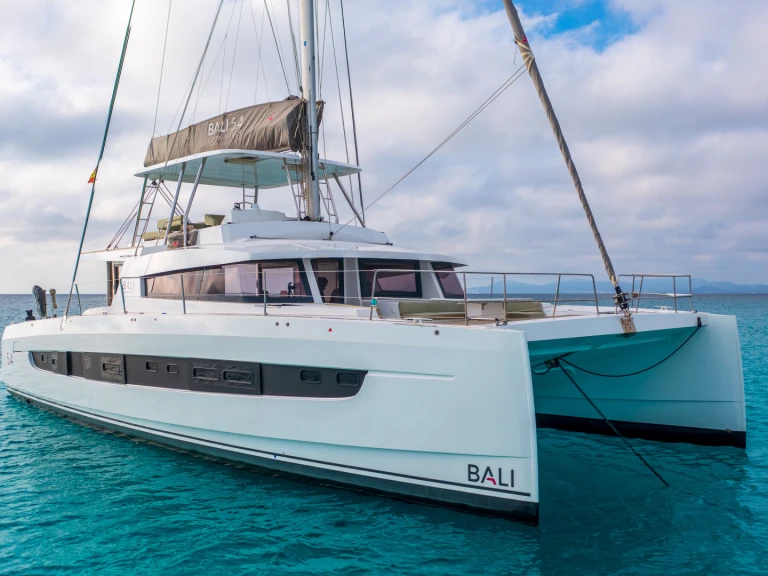 Wynajmij Bali Bali 5.4 w Ibiza Town