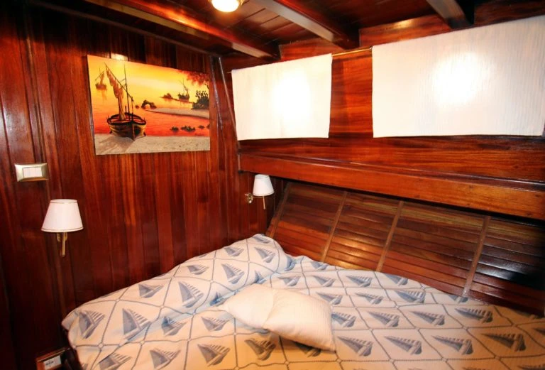 Wynajem łodzi Messina tanio gulet