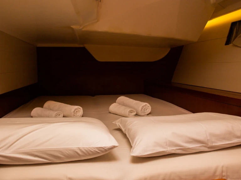 Wynajmij Bénéteau Oceanis 48 w Kavála