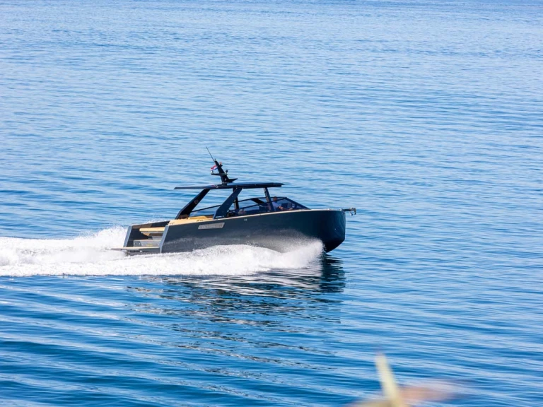 Wynajem łodzi Colnago Colnago 35 w Split na SamBoat 