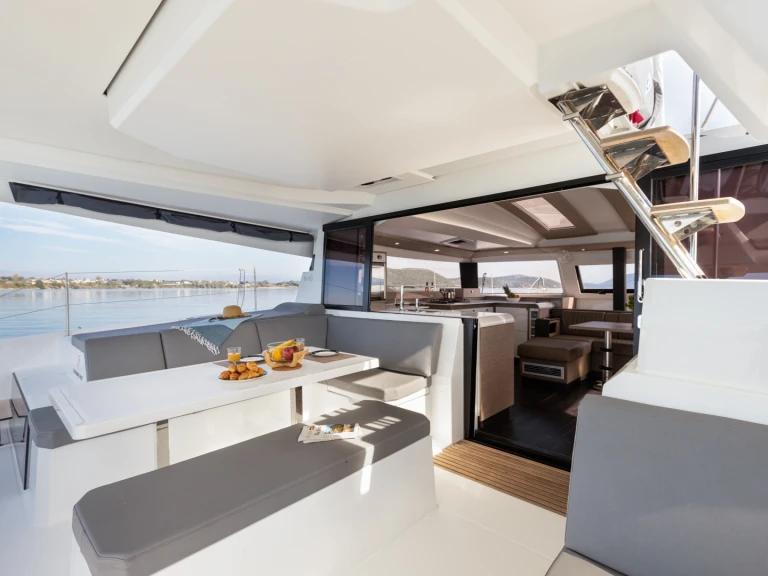 Wynajem w Procida- Fountaine Pajot Elba 45 na SamBoat