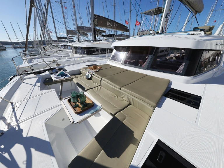 Wynajem Katamaran w Donji Seget - Bali Bali Catspace Voile