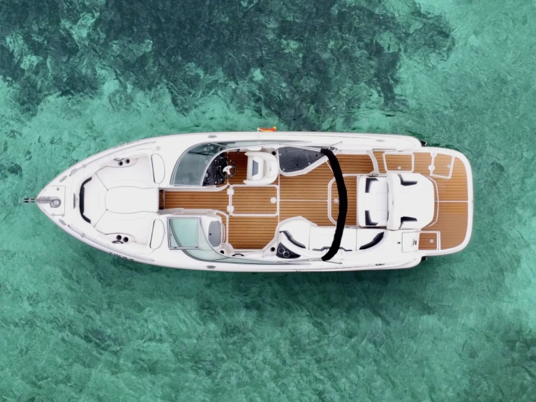 Wynajem w Alcudia- Monterey 264FS na SamBoat