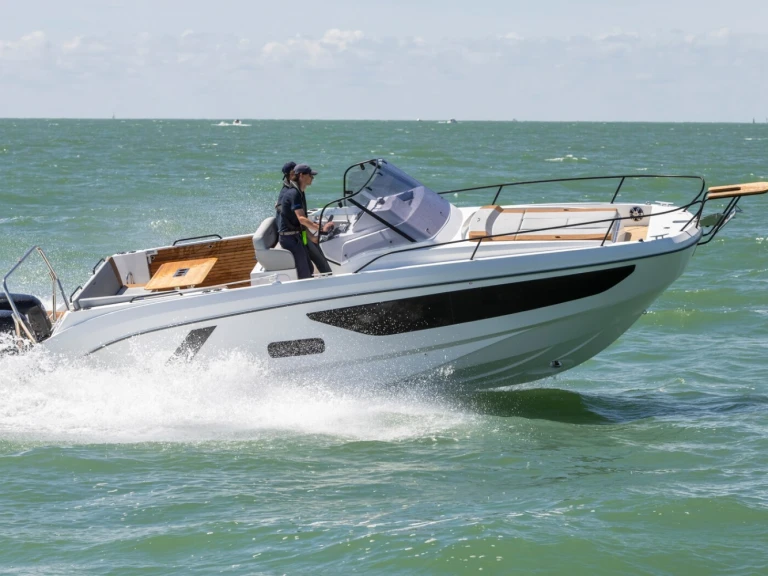 Wynajmij Bénéteau Flyer 9 Sundeck Elegance w Mahon