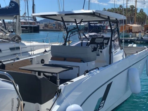 Wynajmij Bénéteau Flyer 9 w Saint-Raphael