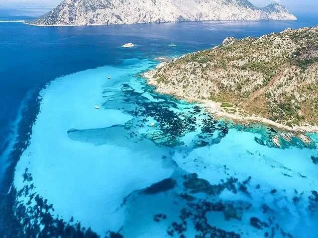 Wynajmij Łódż półsztywna z lub bez skippera Capelli w Porto Rotondo