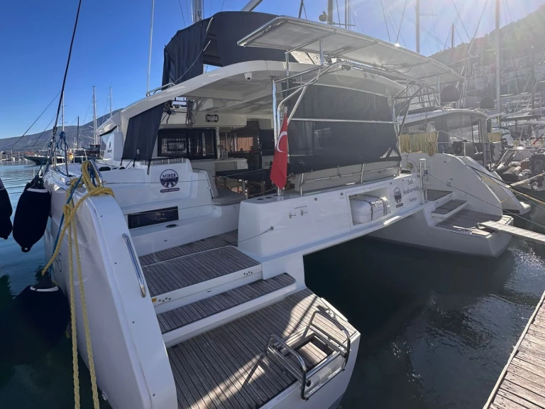 Wynajem łodzi Lagoon Lagoon 46 w Fethiye na SamBoat 