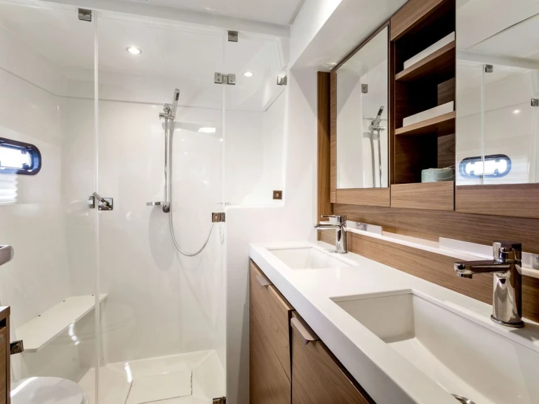 Wynajmij Katamaran z lub bez skippera Bali w Saint Thomas