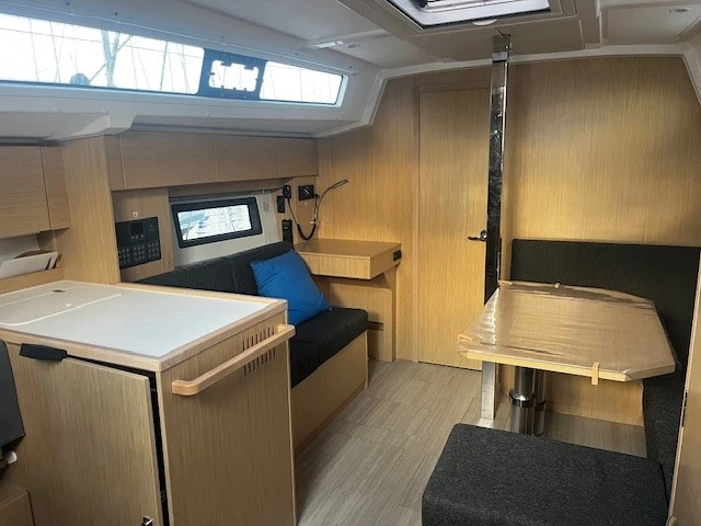 Wynajem łodzi Bavaria Bavaria C38 w Marsylia na SamBoat 