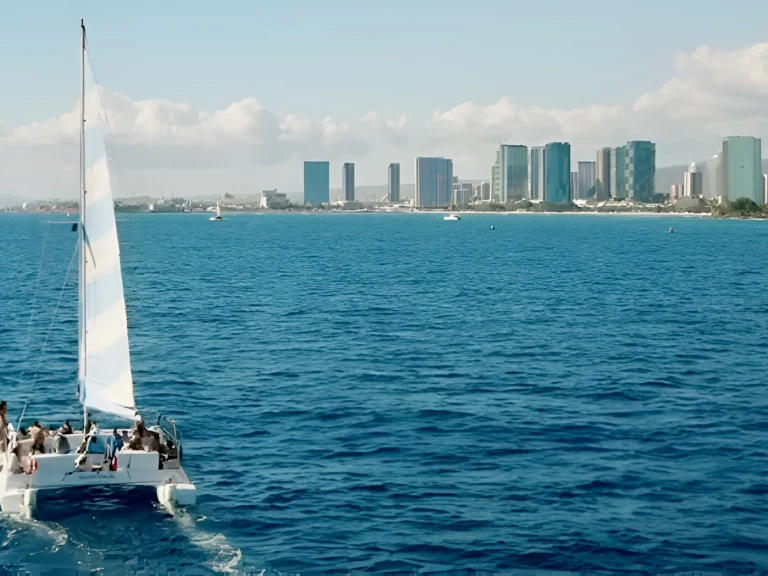 Wynajmij Katamaran z lub bez skippera San Juan formerly Clark w Waikīkī