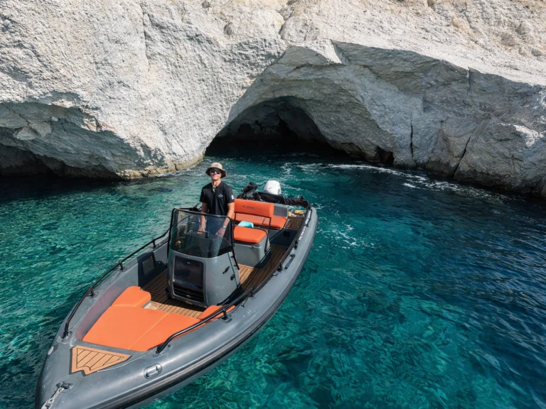 Wynajmij Poseidon Blu Water 170 w Mílos