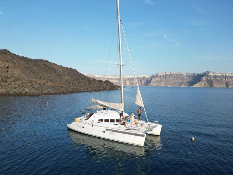 Katamaran do wynajmu w Paros Port w najlepszej cenie