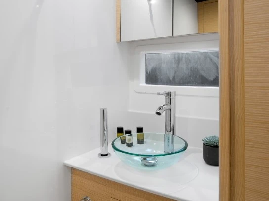 Wynajmij Katamaran z lub bez skippera Dufour w Toúrlos